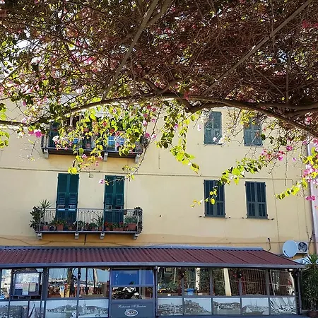Perla Nera Guesthouse-2